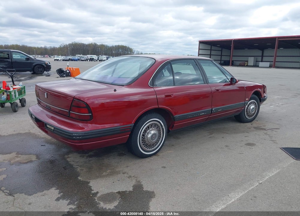 1992 OLDSMOBILE 88 VIN: 1G3HN53L5NH362244