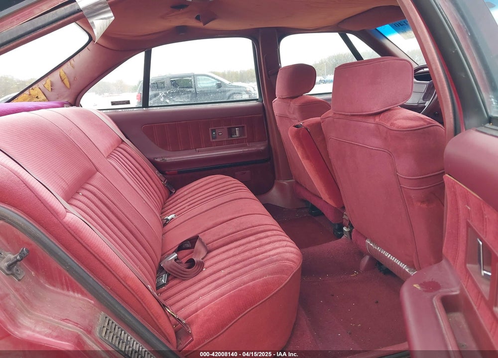 1992 OLDSMOBILE 88 VIN: 1G3HN53L5NH362244
