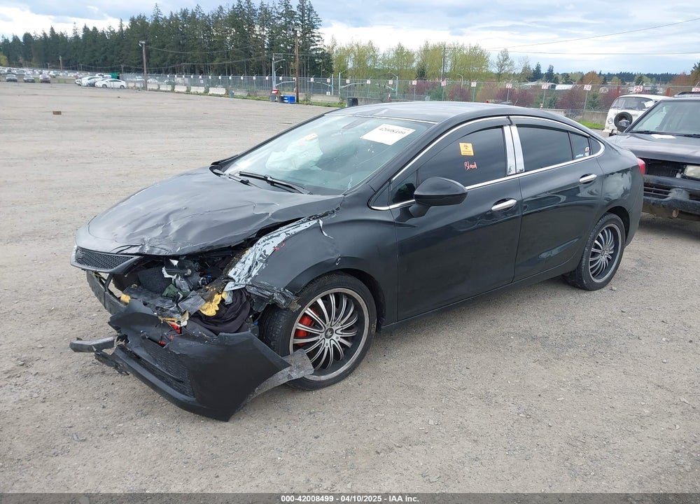 2018 CHEVROLET CRUZE LT AUTO VIN: 1G1BE5SM9J7125412