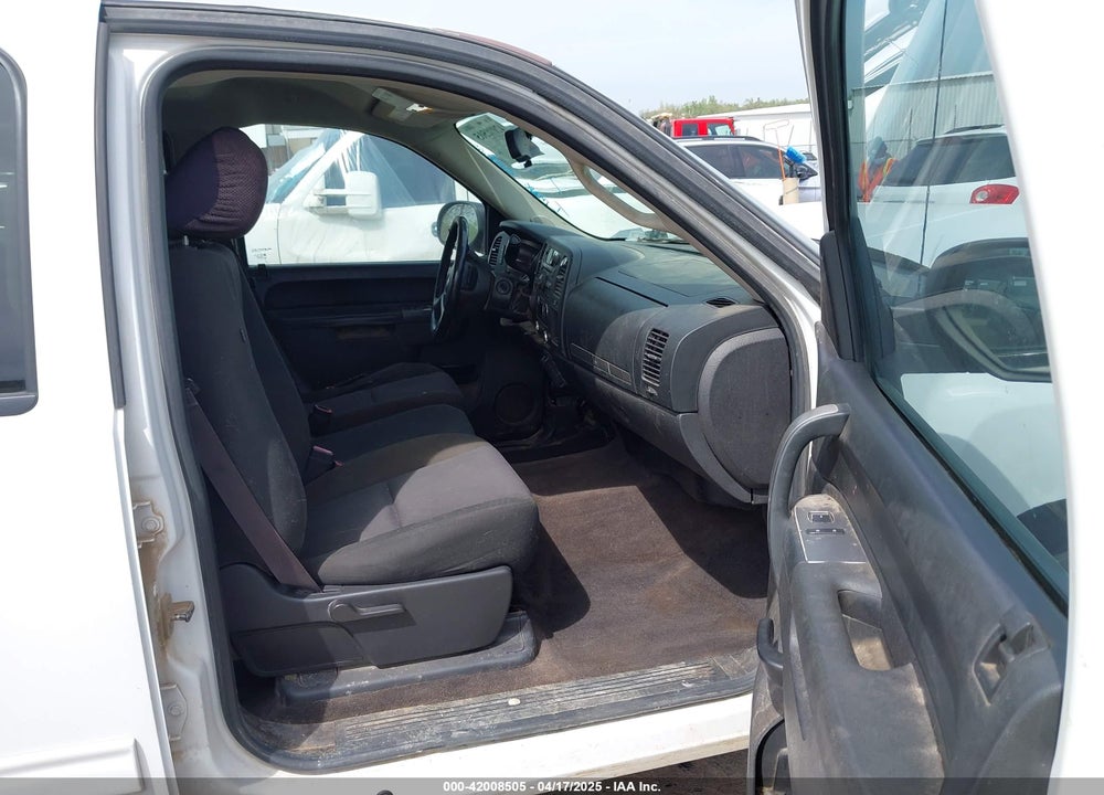 2013 CHEVROLET SILVERADO 1500 VIN: 3GCPKSE72DG363539