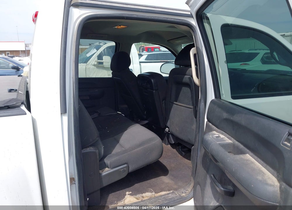 2013 CHEVROLET SILVERADO 1500 VIN: 3GCPKSE72DG363539