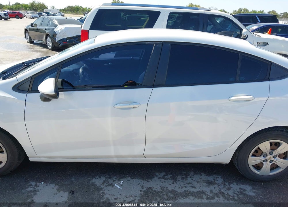2018 CHEVROLET CRUZE VIN: 1G1BC5SMXJ7223516