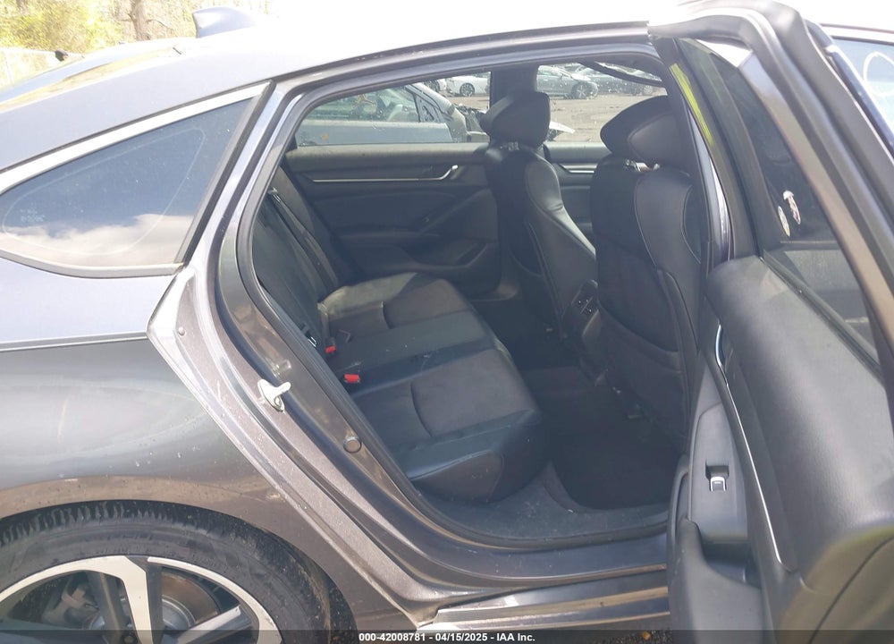 2018 HONDA ACCORD SPORT 2.0T VIN: 1HGCV2F35JA026568