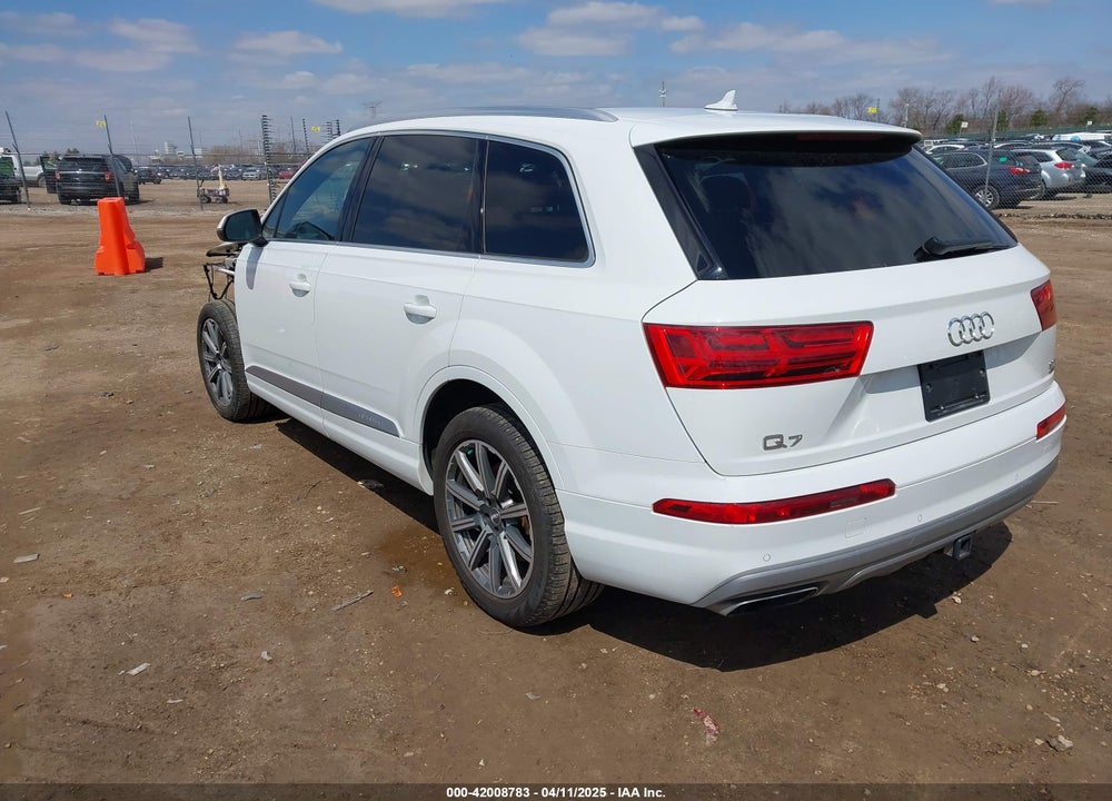 2018 AUDI Q7 VIN: WA1VAAF77JD016214