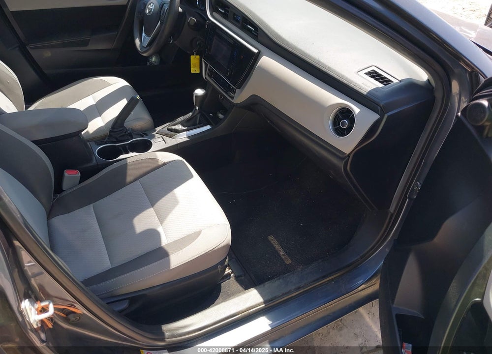 2019 TOYOTA COROLLA VIN: 2T1BURHE0KC153505