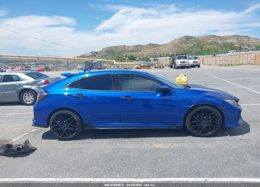2018 HONDA CIVIC VIN: SHHFK7H99JU404612