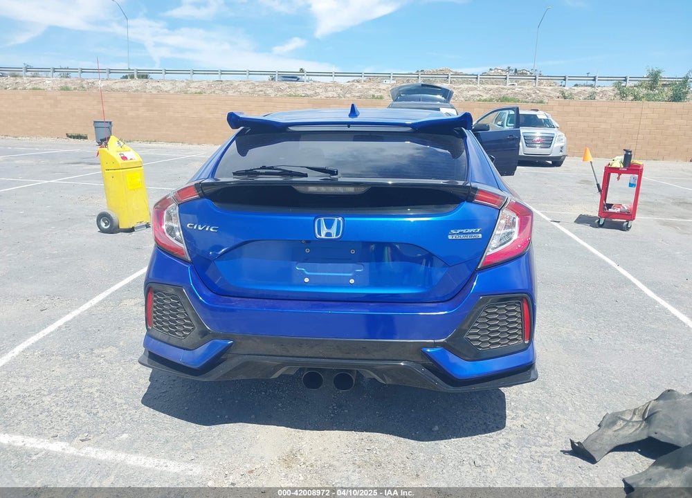 2018 HONDA CIVIC VIN: SHHFK7H99JU404612
