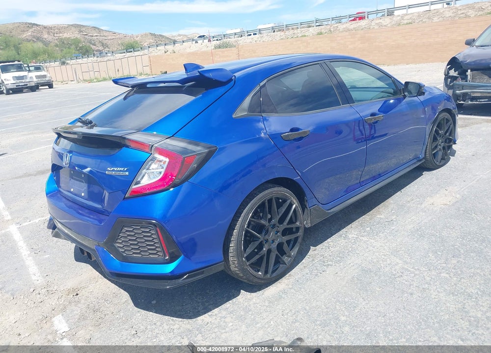2018 HONDA CIVIC VIN: SHHFK7H99JU404612
