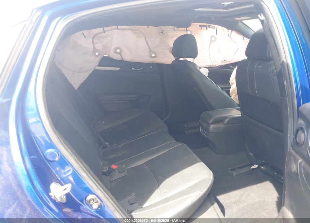 2018 HONDA CIVIC VIN: SHHFK7H99JU404612