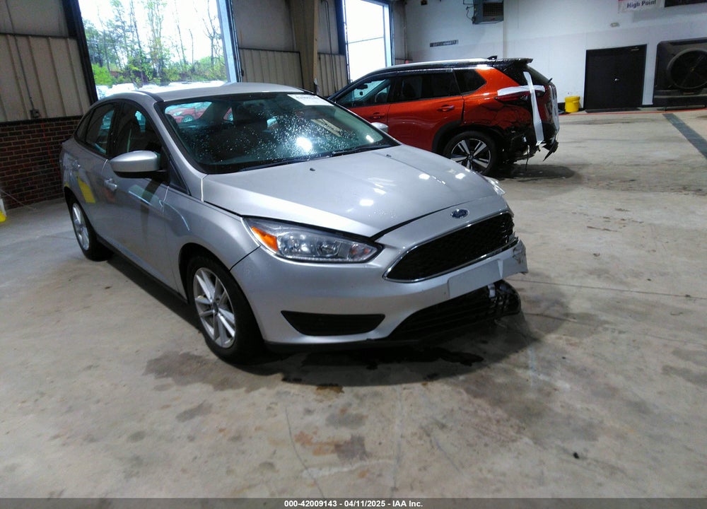 2018 FORD FOCUS SE VIN: 1FADP3F26JL266040