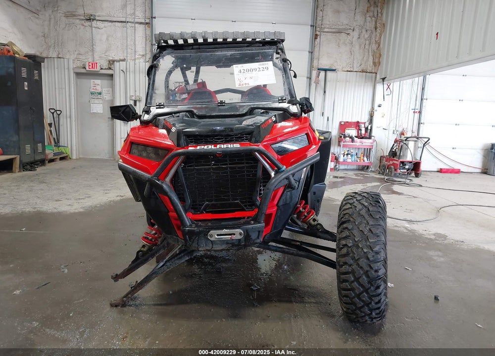 2018 POLARIS RZR XP TURBO S VIN: 3NSVEL920JF413227