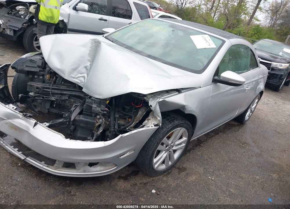 2012 VOLKSWAGEN EOS VIN: WVWBW7AH8CV001103