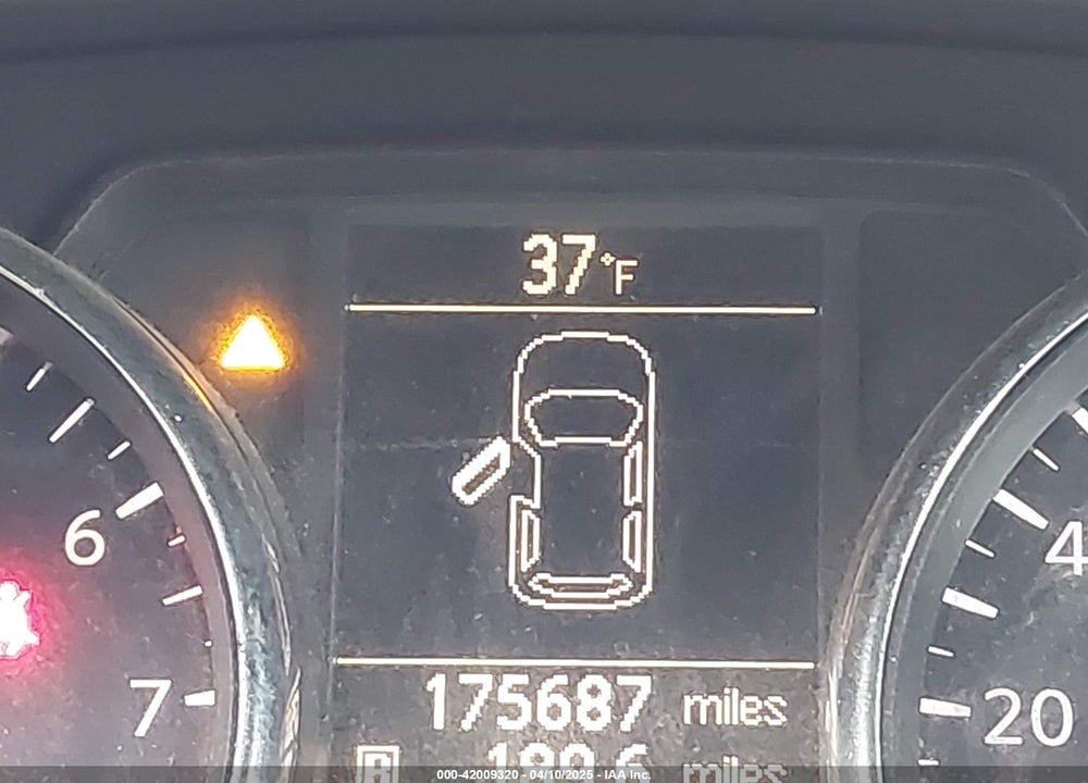 2011 NISSAN ROGUE VIN: JN8AS5MV4BW260472