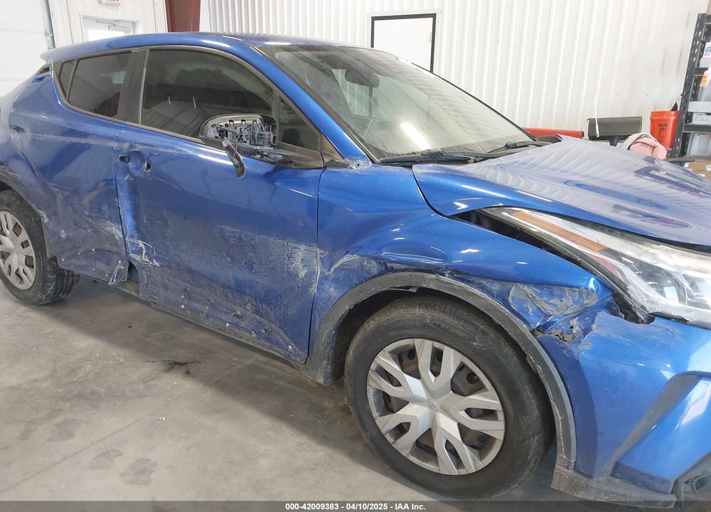 2020 TOYOTA C-HR VIN: NMTKHMBX5LR103904