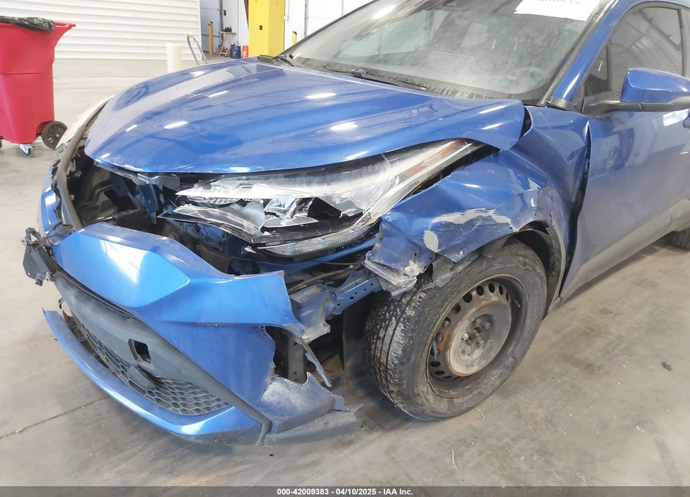 2020 TOYOTA C-HR VIN: NMTKHMBX5LR103904