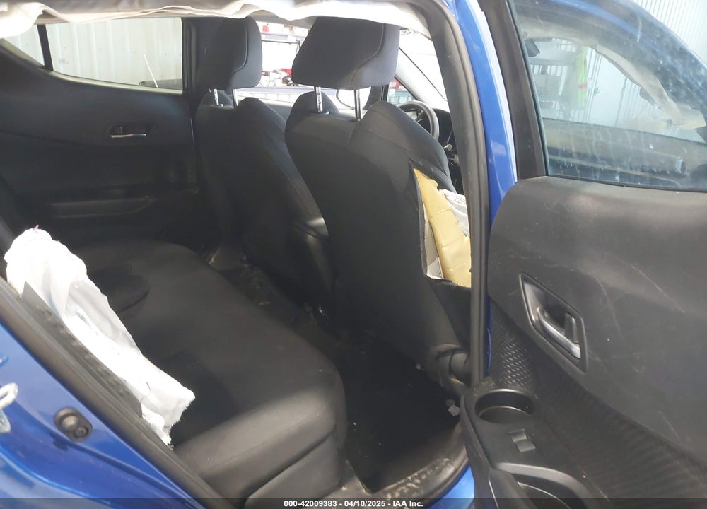 2020 TOYOTA C-HR VIN: NMTKHMBX5LR103904