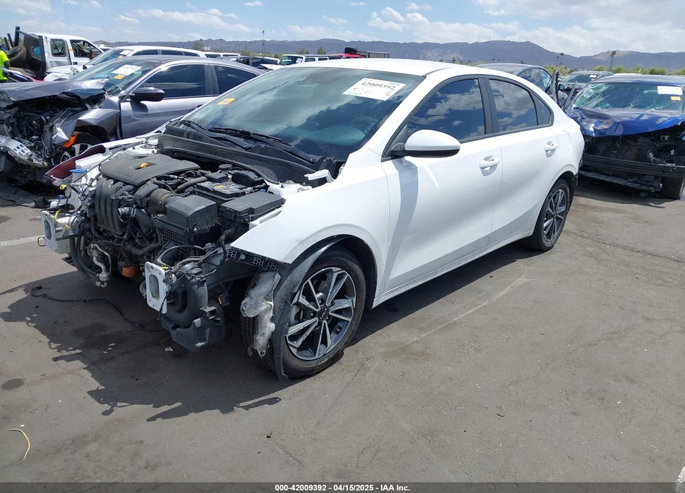 2023 KIA FORTE VIN: 3KPF24AD1PE608561