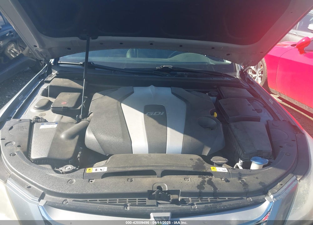2014 HYUNDAI GENESIS VIN: KMHGC4DD0EU262865