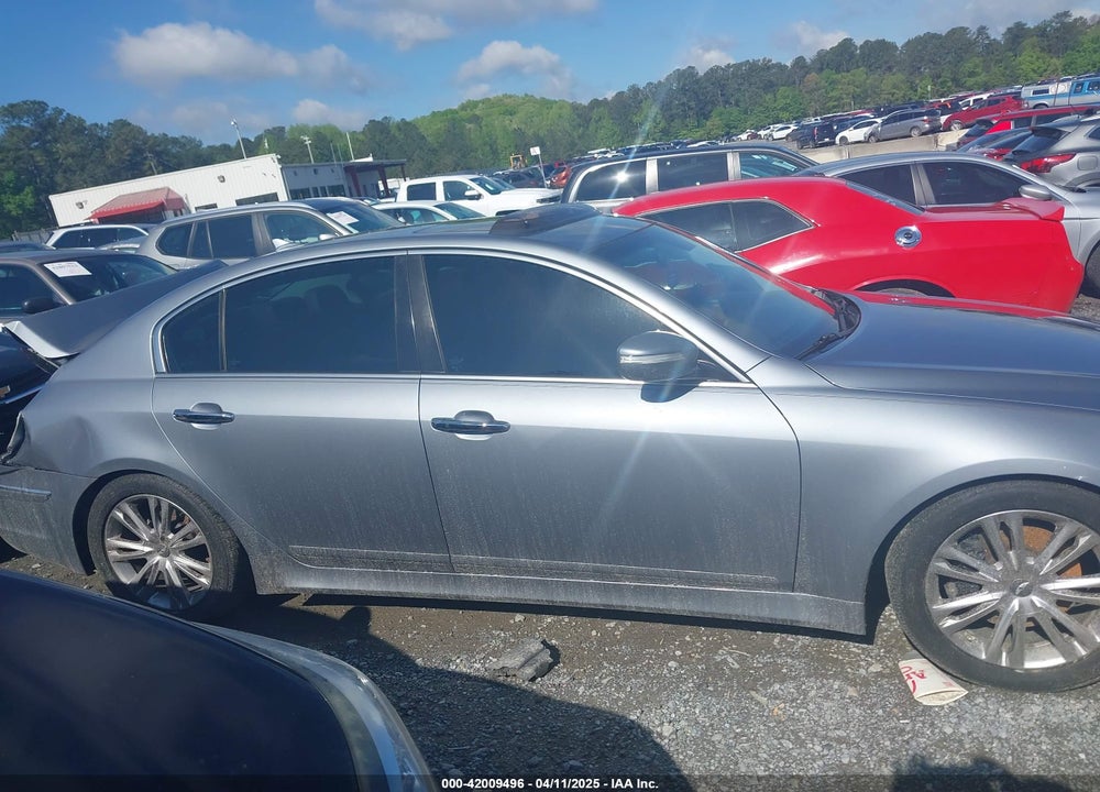 2014 HYUNDAI GENESIS VIN: KMHGC4DD0EU262865