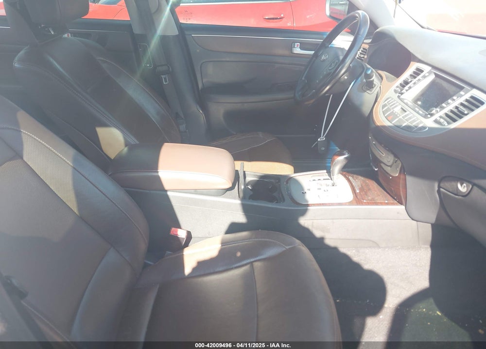 2014 HYUNDAI GENESIS VIN: KMHGC4DD0EU262865