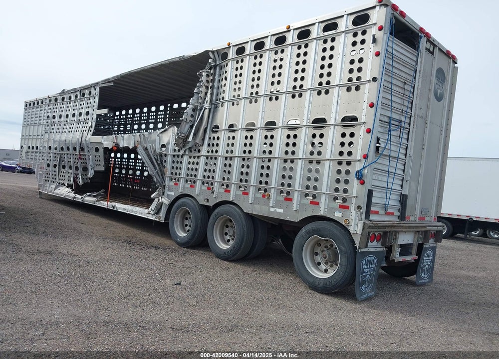 2018 MERRITT EQUIPMENT CO LIVESTOCK TRAILER VIN: 1MT2N5338JH028085