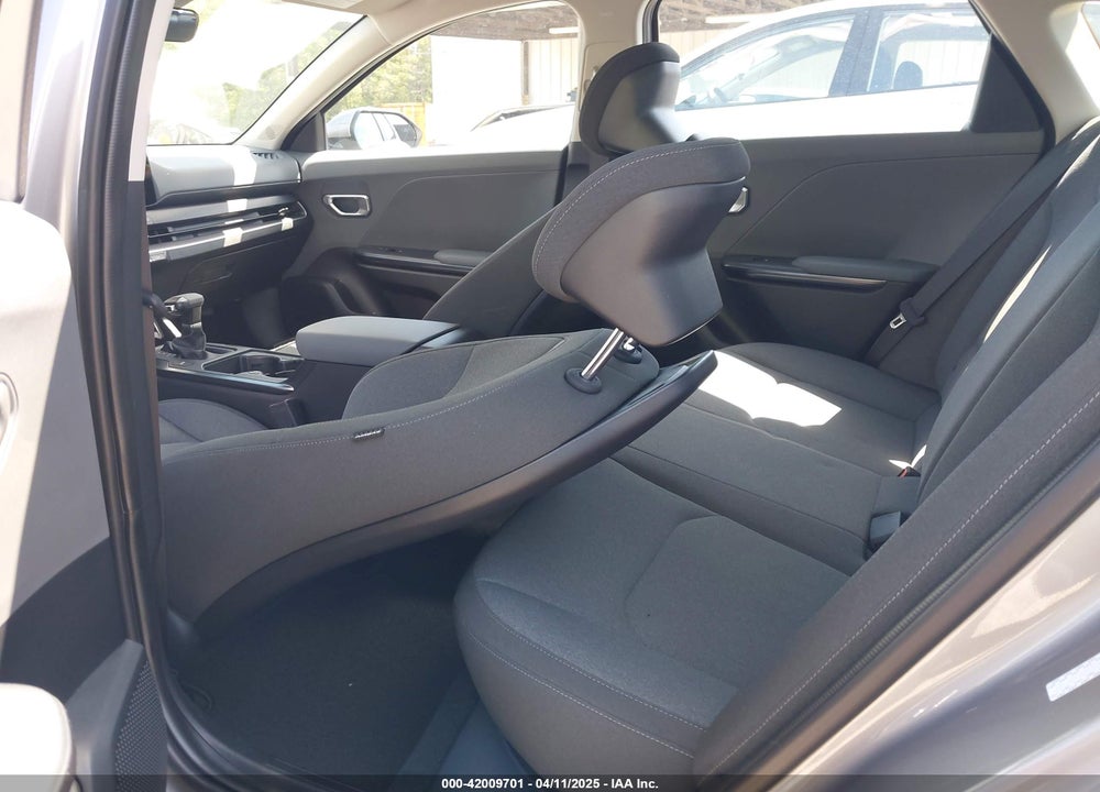 2025 KIA K4 VIN: 3KPFT4DE3SE004780