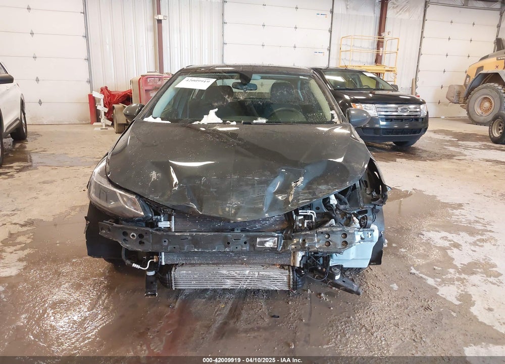2018 CHEVROLET CRUZE VIN: 1G1BE5SM4J7104712