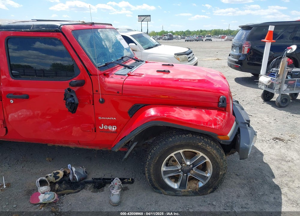 2018 JEEP WRANGLER UNLIMITED SAHARA VIN: 1C4HJXEG6JW174359