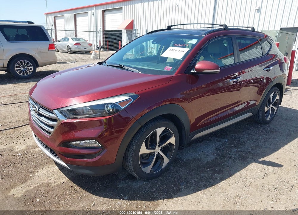 2017 HYUNDAI TUCSON VIN: KM8J33A25HU354352