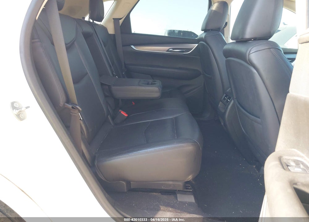 2017 CADILLAC XT5 LUXURY VIN: 1GYKNDRS8HZ203273