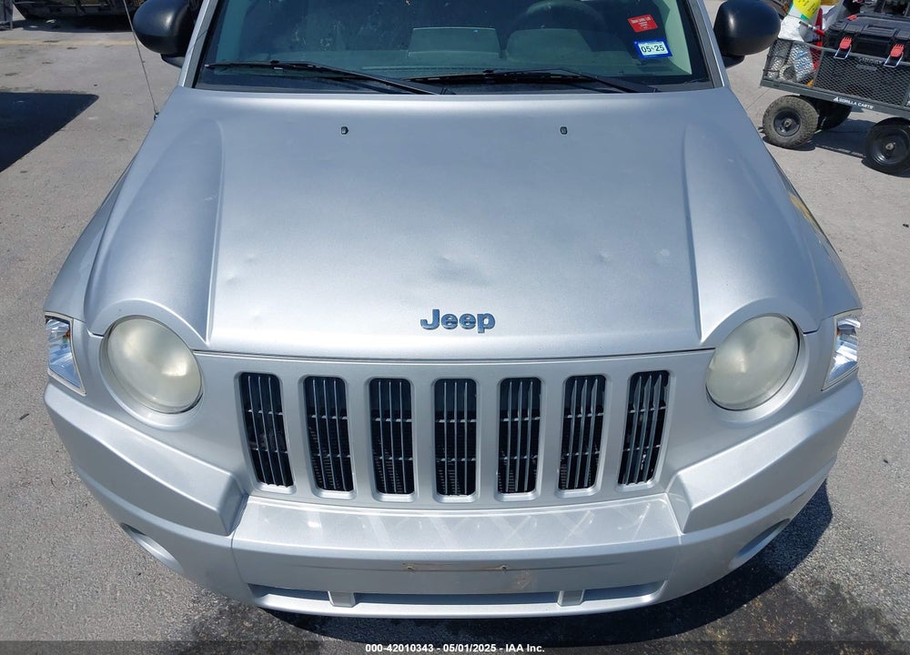 2008 JEEP COMPASS VIN: 1J8FT47048D767281