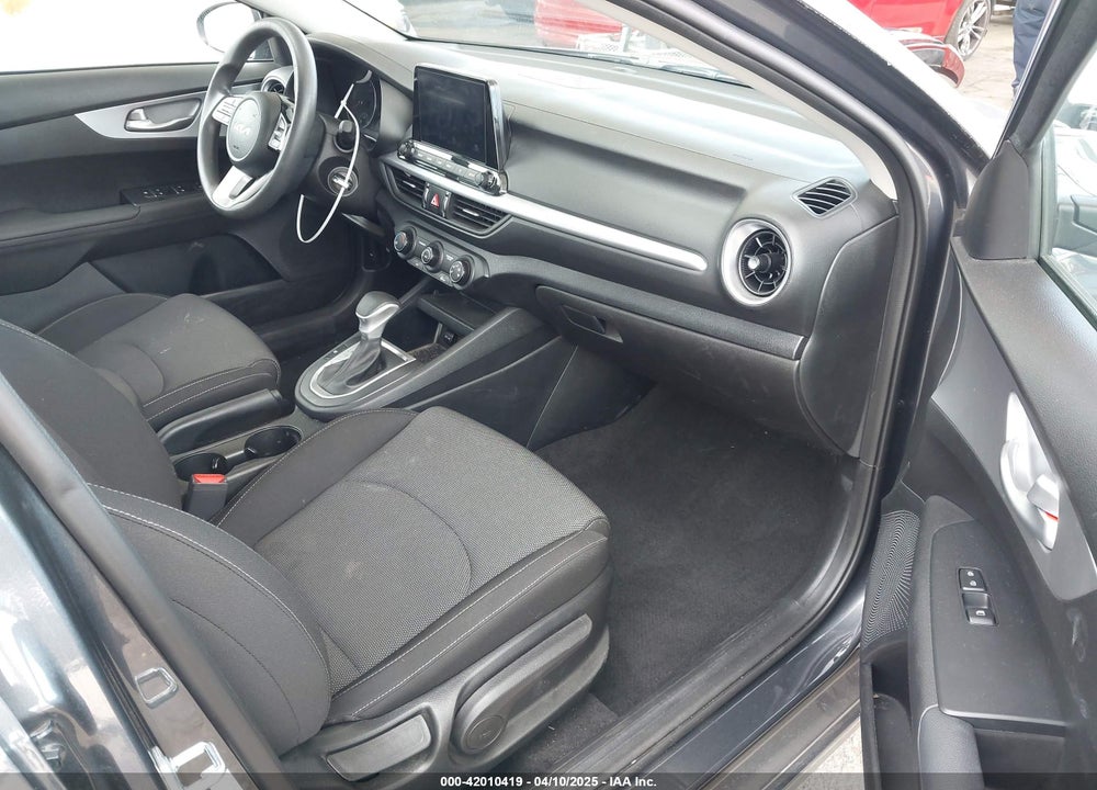 2023 KIA FORTE VIN: 3KPF24AD4PE620199