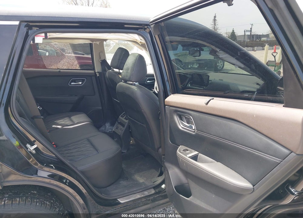 2021 NISSAN ROGUE VIN: JN8AT3DD6MW301907