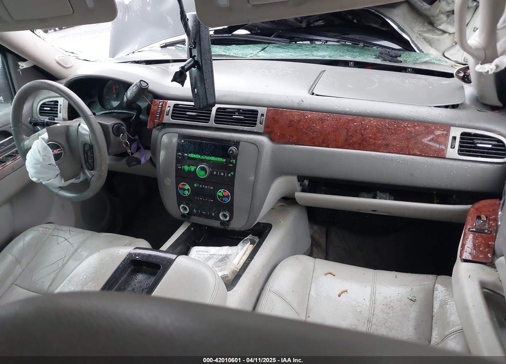 2013 GMC YUKON XL 1500 SLT VIN: 1GKS1KE01DR178712