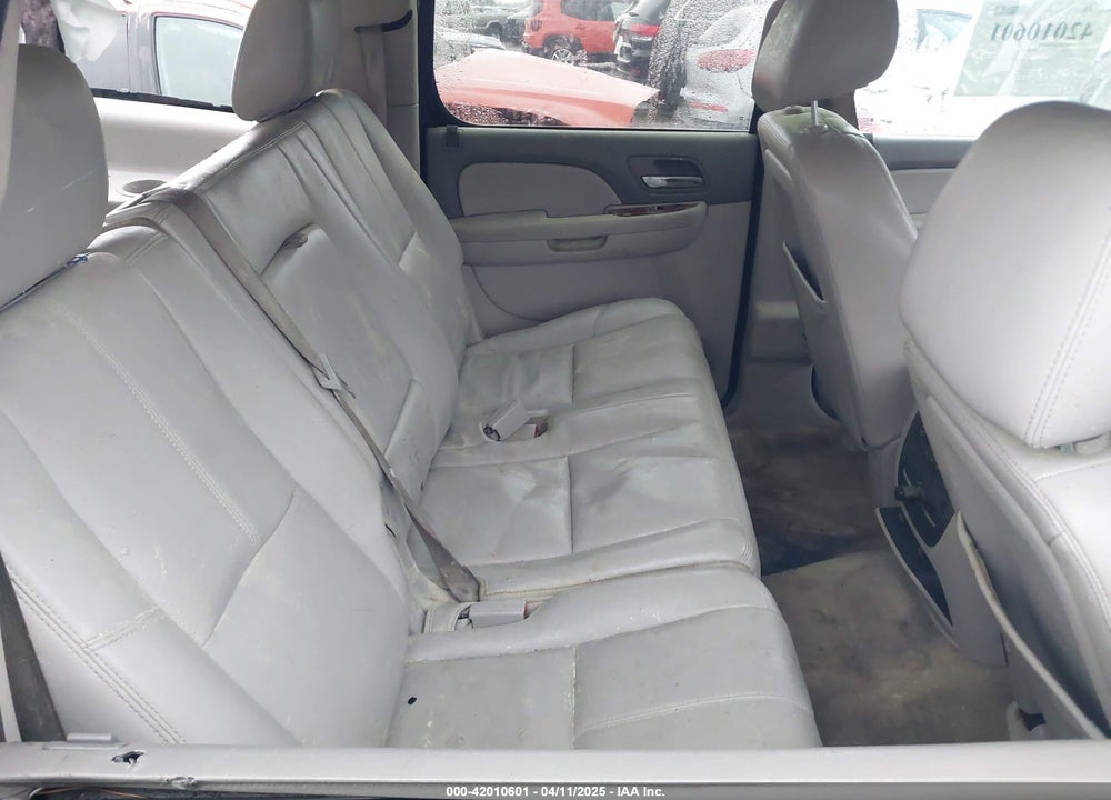 2013 GMC YUKON XL 1500 SLT VIN: 1GKS1KE01DR178712