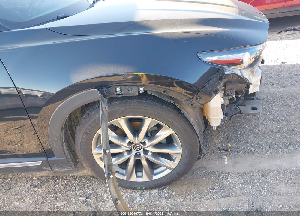 2018 MAZDA CX-9 VIN: JM3TCBDY0J0211093