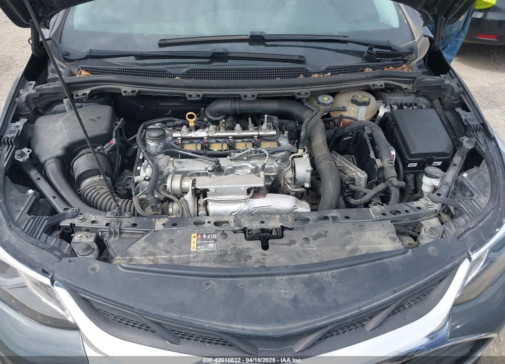 2019 CHEVROLET CRUZE LT VIN: 3G1BE6SM1KS605887