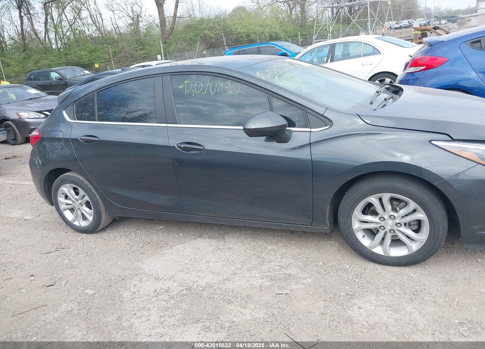 2019 CHEVROLET CRUZE LT VIN: 3G1BE6SM1KS605887