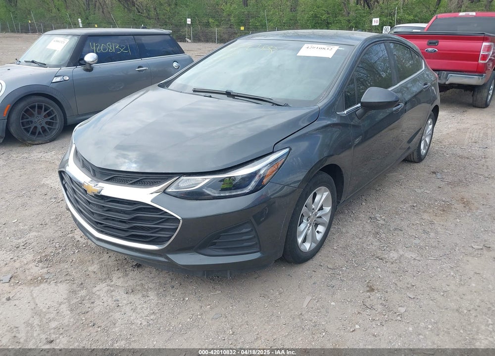 2019 CHEVROLET CRUZE LT VIN: 3G1BE6SM1KS605887