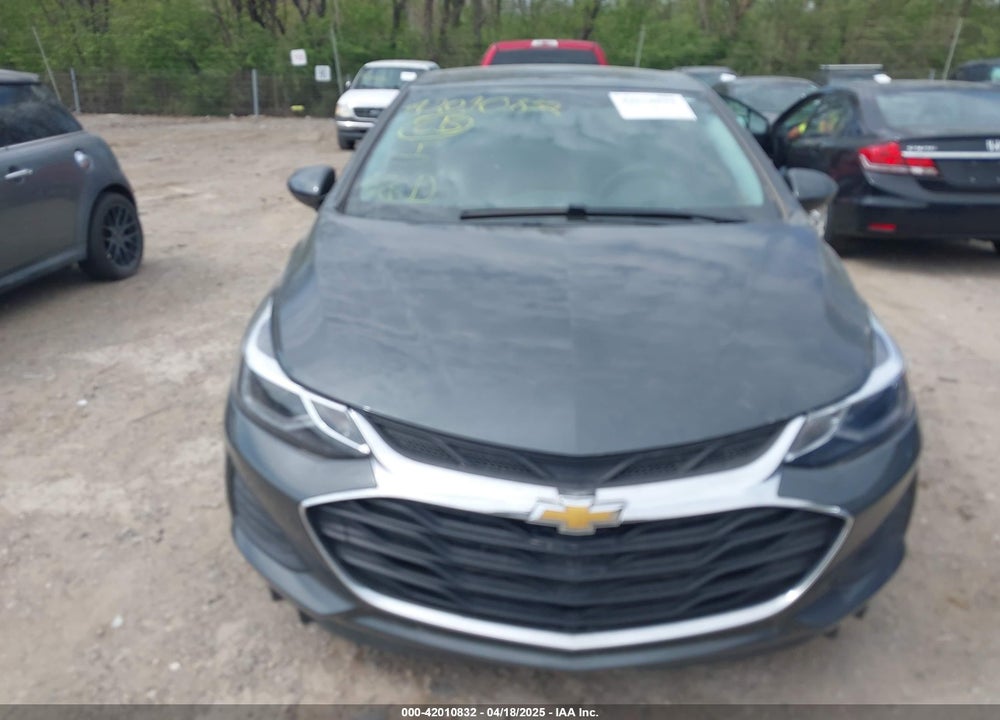2019 CHEVROLET CRUZE LT VIN: 3G1BE6SM1KS605887