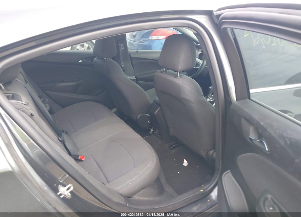 2019 CHEVROLET CRUZE LT VIN: 3G1BE6SM1KS605887