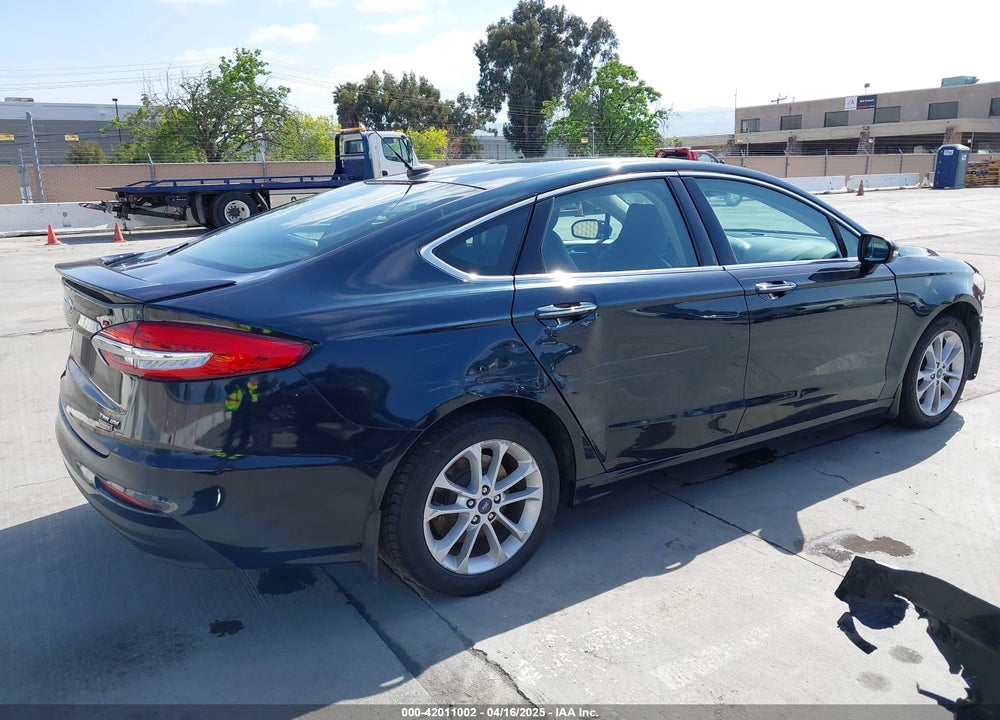 2020 FORD FUSION VIN: 3FA6P0SU5LR149651