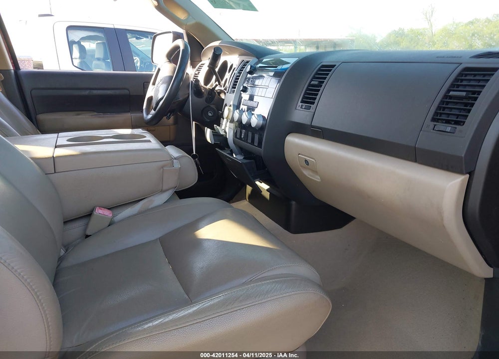 2007 TOYOTA TUNDRA SR5 V8 VIN: 5TBRV54167S454925