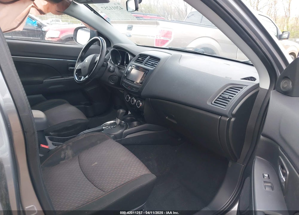 2016 MITSUBISHI OUTLANDER SPORT 2.4 SE VIN: JA4AR3AW9GZ051995