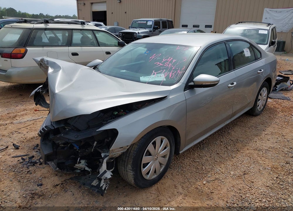 2012 VOLKSWAGEN PASSAT VIN: 1VWAP7A3XCC016465
