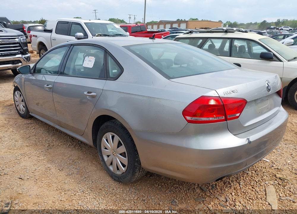 2012 VOLKSWAGEN PASSAT VIN: 1VWAP7A3XCC016465