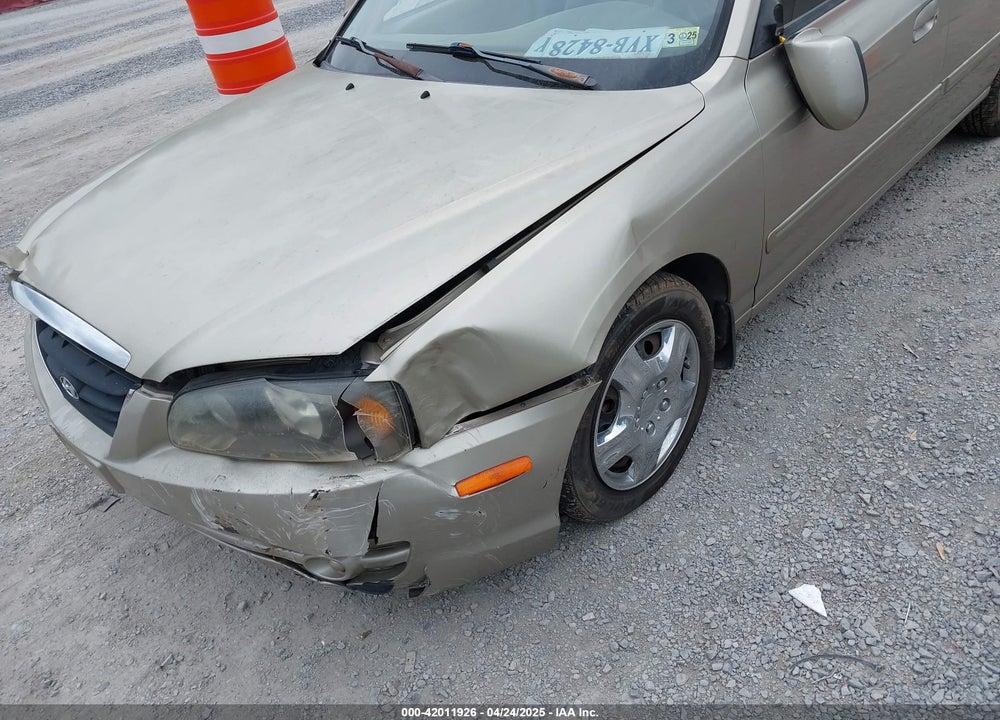 2005 HYUNDAI ELANTRA GLS/GT VIN: KMHDN46D95U959896