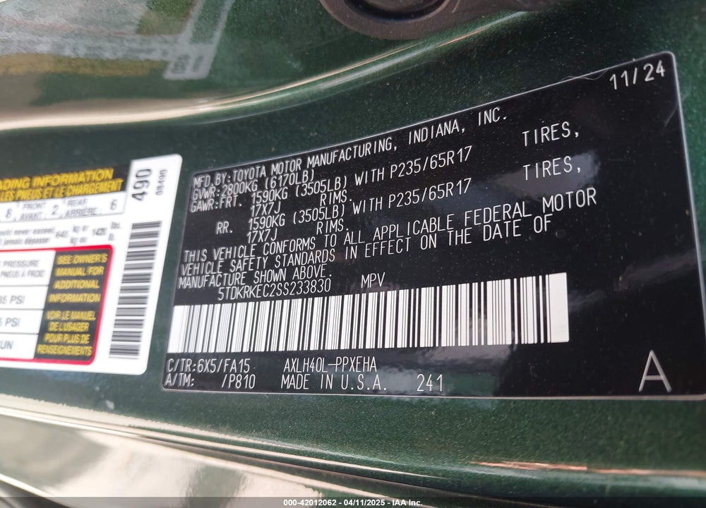 2025 TOYOTA SIENNA LE VIN: 5TDKRKEC2SS233830