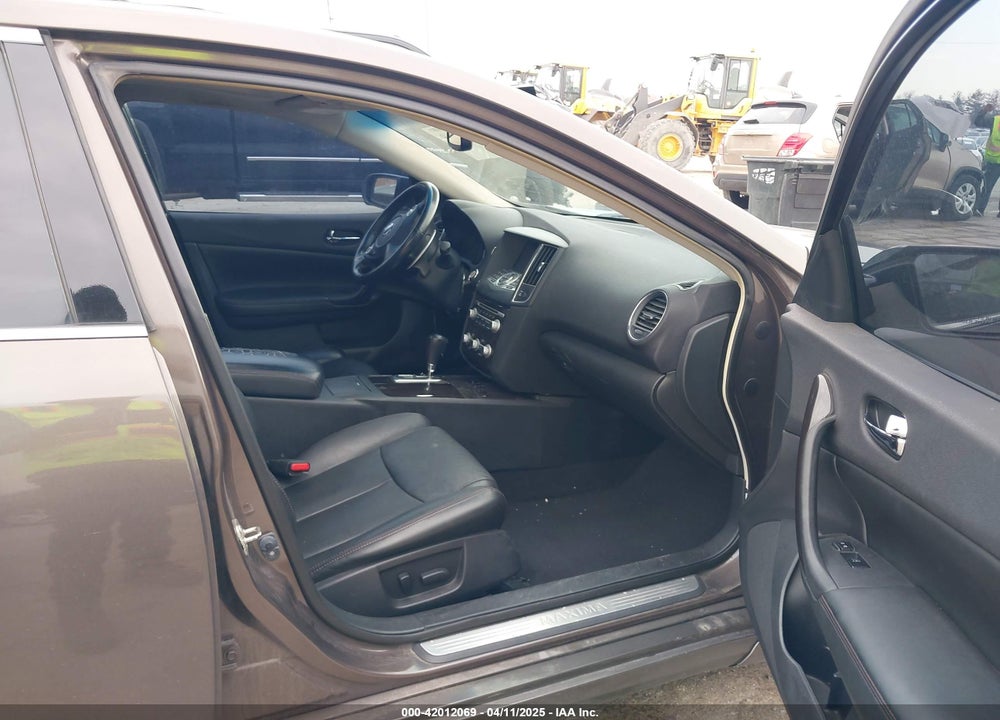 2014 NISSAN MAXIMA VIN: 1N4AA5AP4EC439952