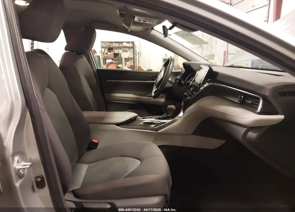 2021 TOYOTA CAMRY LE HYBRID VIN: 4T1C31AKXMU027792